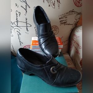 Clark black comfort shoe